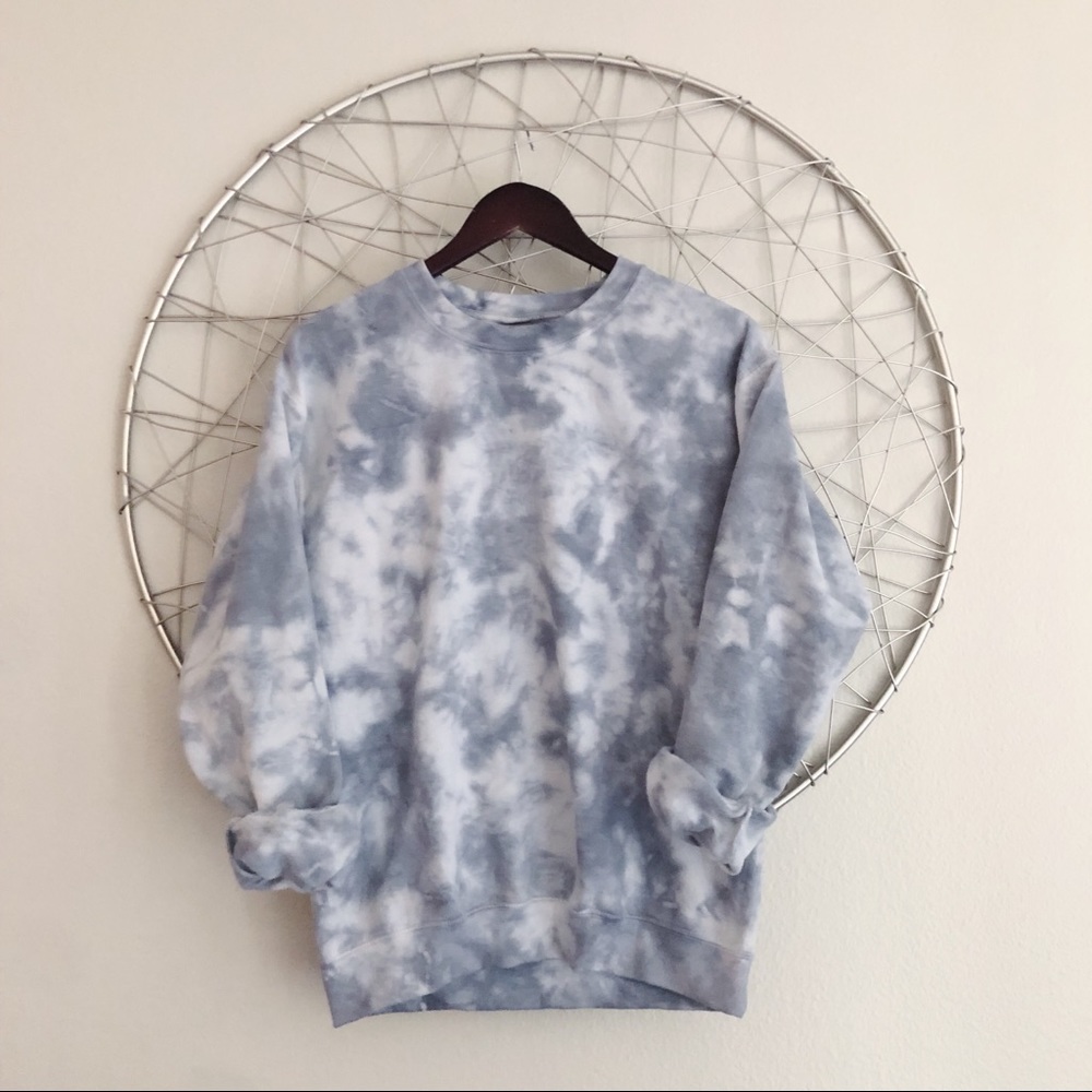 NEW gray marble tie dye crew neck